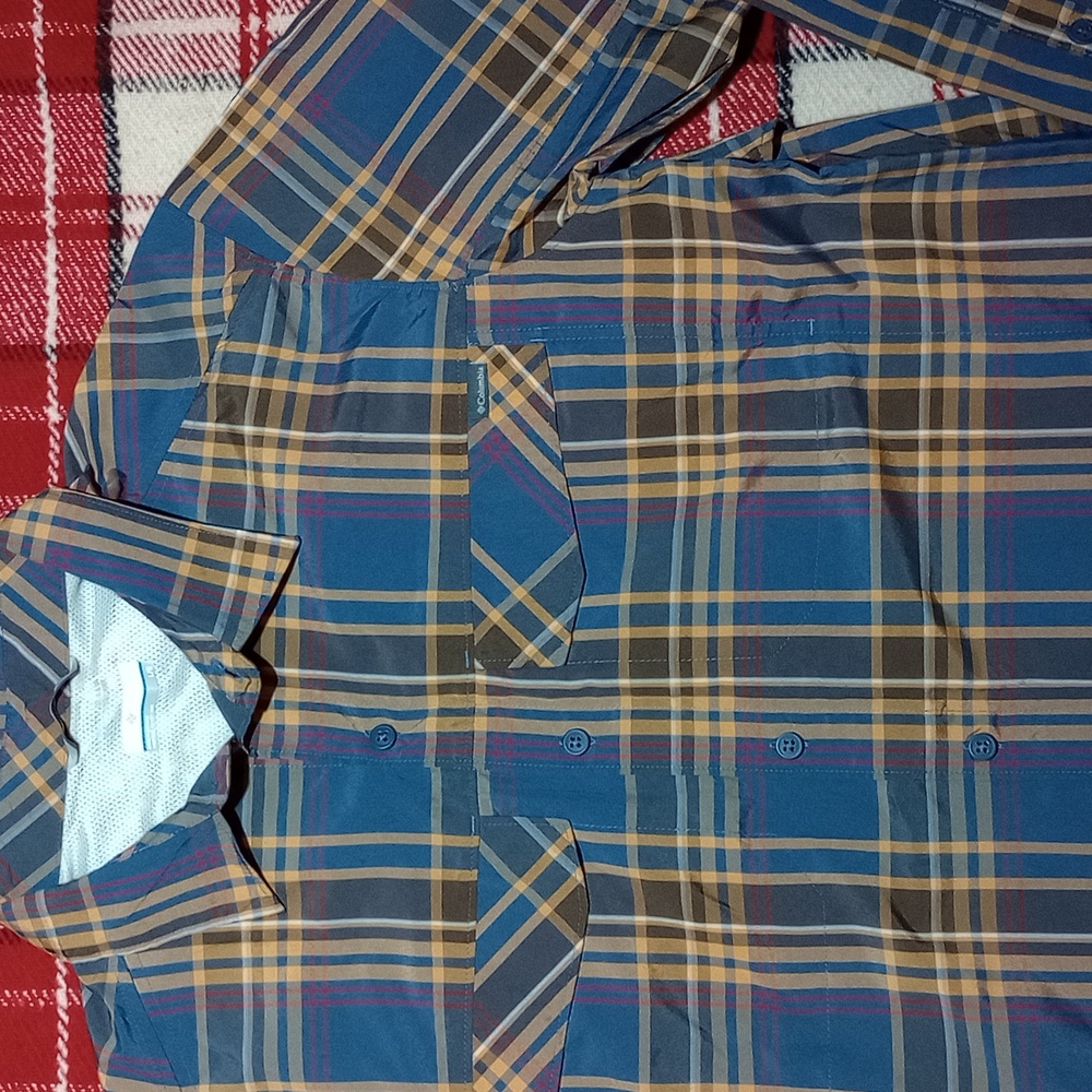 NWOT Columbia L/S Vented Shirt